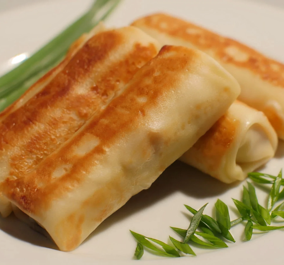 Млинці з куркою на кукурудзяному борошні